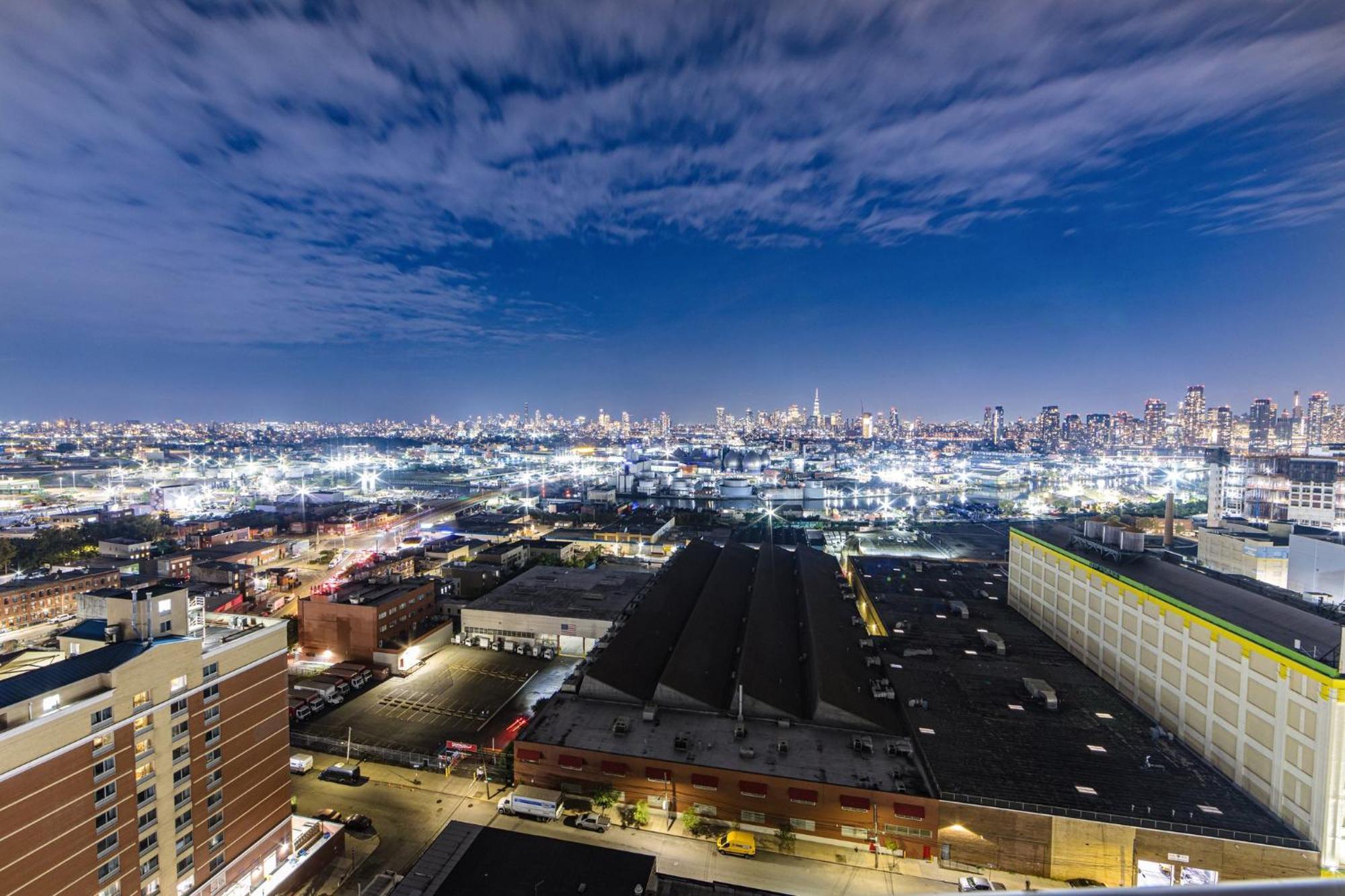 Holiday Inn Express Long Island City E - New York By Ihg Dış mekan fotoğraf