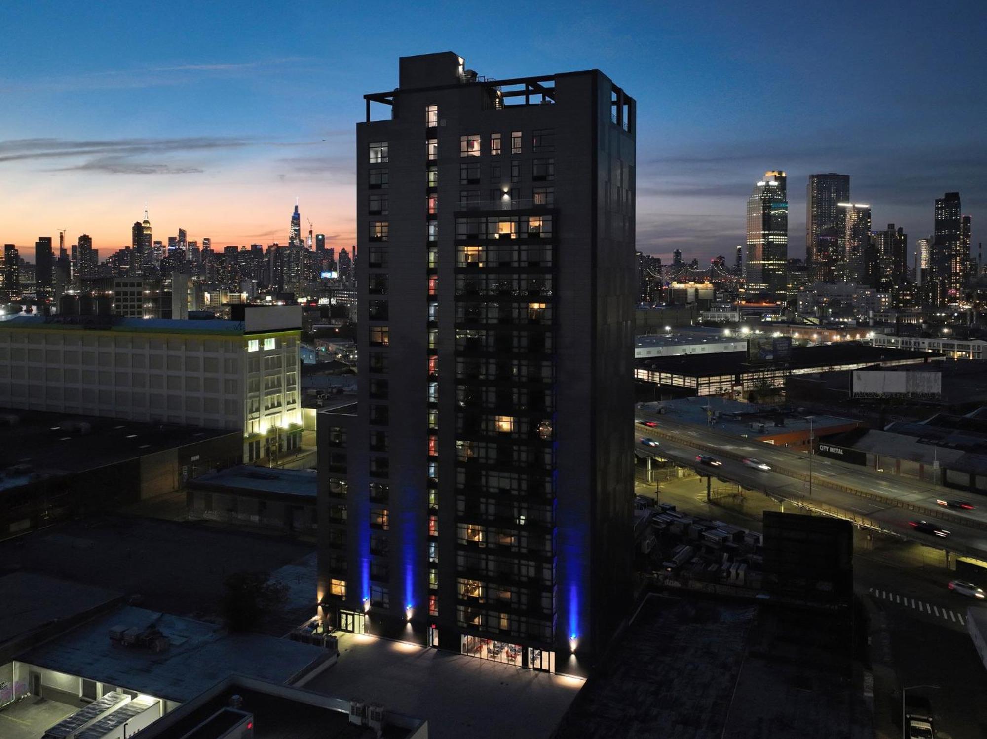 Holiday Inn Express Long Island City E - New York By Ihg Dış mekan fotoğraf