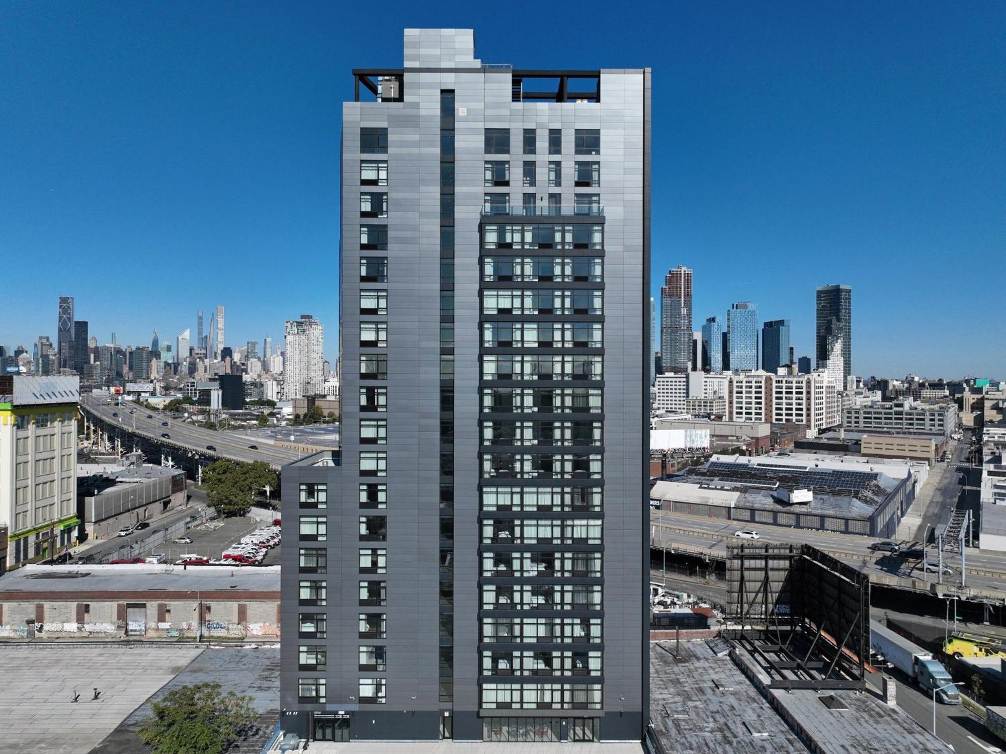 Holiday Inn Express Long Island City E - New York By Ihg Dış mekan fotoğraf