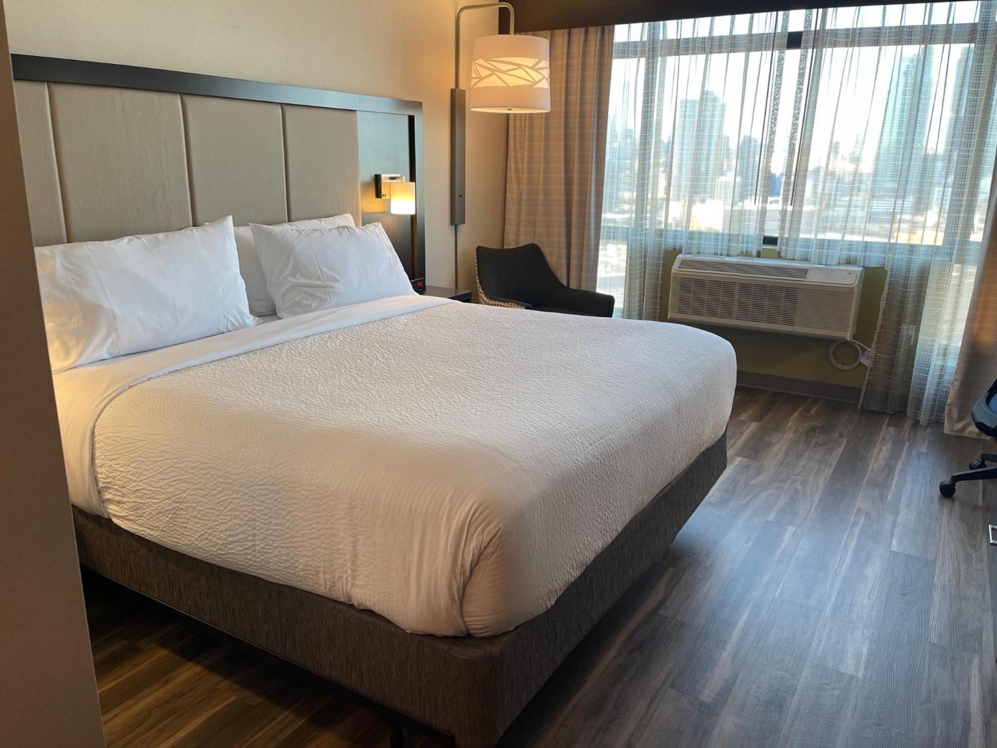 Holiday Inn Express Long Island City E - New York By Ihg Dış mekan fotoğraf