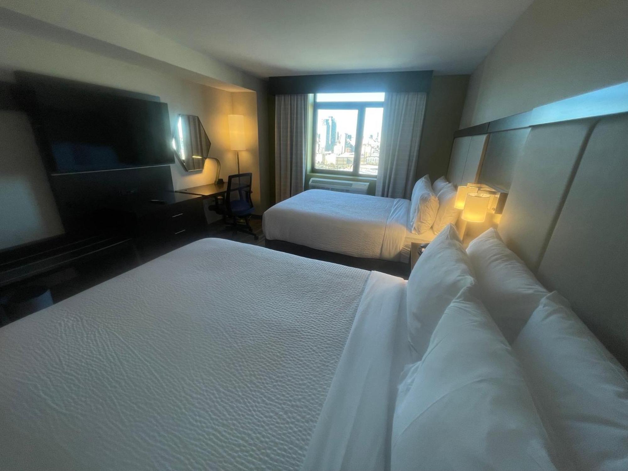 Holiday Inn Express Long Island City E - New York By Ihg Dış mekan fotoğraf